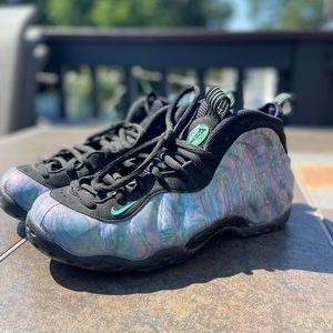 Men’s Nike Abalone Foamposites Sz 8.5